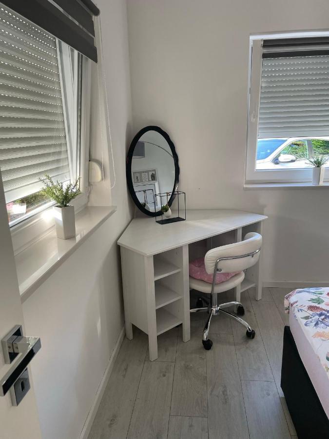 Apartamento Drenova Apartman Rijeka Exterior foto